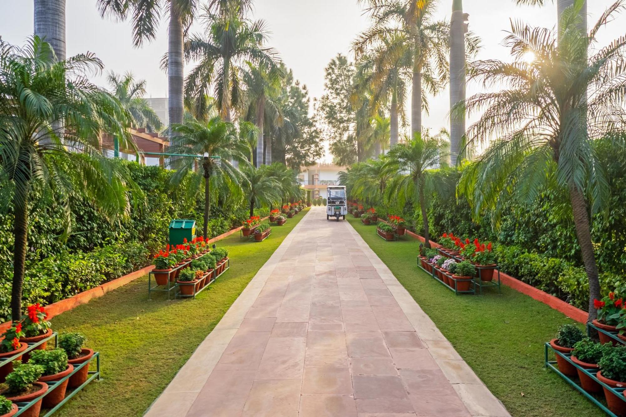 Aapno Ghar Resort&Amusement Park Gurgaon Eksteriør bilde
